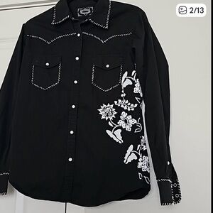 Cowgirl Hardware Black Shirt with White Stitching and Floral Design